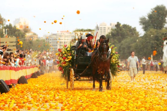 Bataille des fleurs à Valence en Espagne